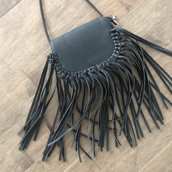 Black bag with ruffled 🖤 - Picture 2 of 3